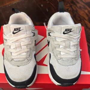 Nike Kids White and Black Mesh Sneakers